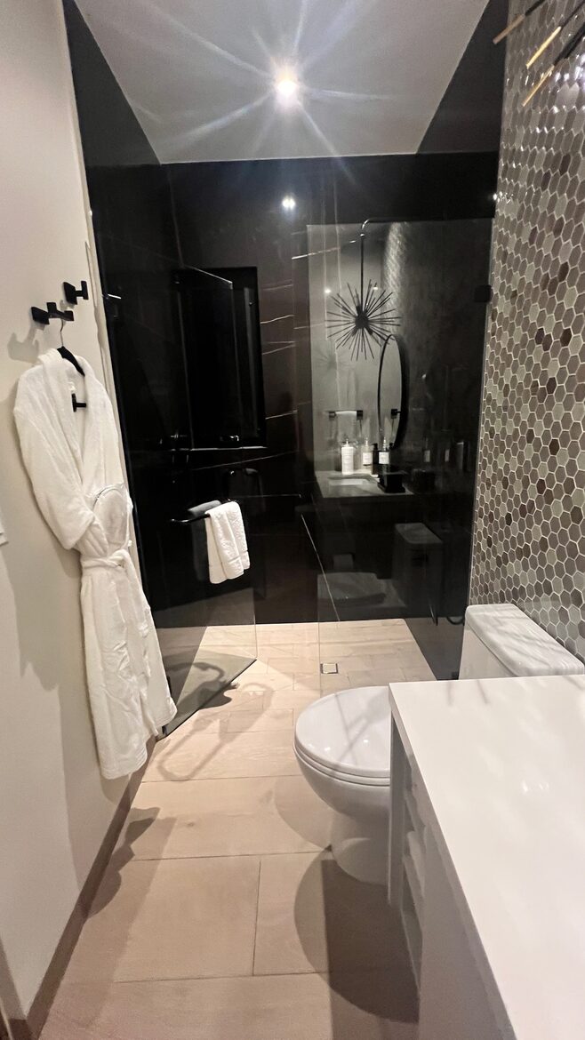 Luxury Oceanfront Retreat with Resort Amenities - Los Cerritos, Mexico