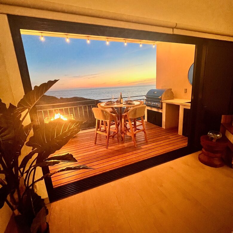 Luxury Oceanfront Retreat with Resort Amenities - Los Cerritos, Mexico