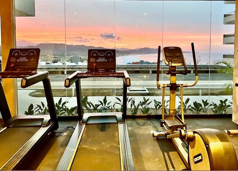 Luxury Oceanfront Retreat with Resort Amenities - Los Cerritos, Mexico