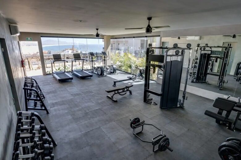 Luxury Oceanfront Retreat with Resort Amenities - Los Cerritos, Mexico