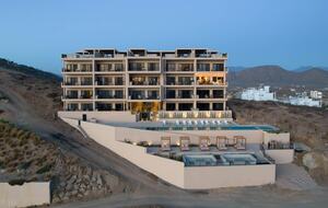 Luxury Oceanfront Retreat with Resort Amenities - Los Cerritos, Mexico