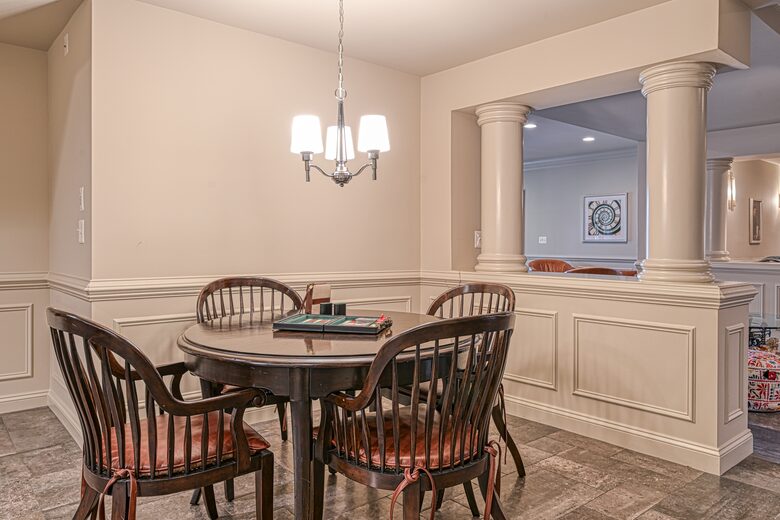 Grand Waterfront Retreat with Boathouse & Tiki Bar - Mineral, Virginia