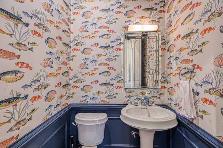 Grand Waterfront Retreat with Boathouse & Tiki Bar - Mineral, Virginia