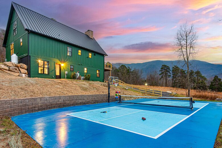 Luxury Group Cabin Near Pigeon Forge with Indoor Pool & Theater - Sevierville, Tennessee