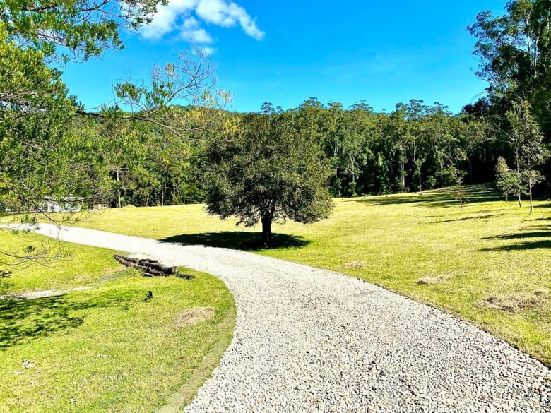 Deer Park Estate | 340° National Park Views from a Private 20-Acre Estate - Lemon Tree, Australia
