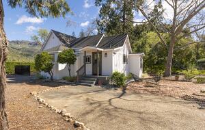 Villa Calistoga in Napa Valley Wine Country - Calistoga, California
