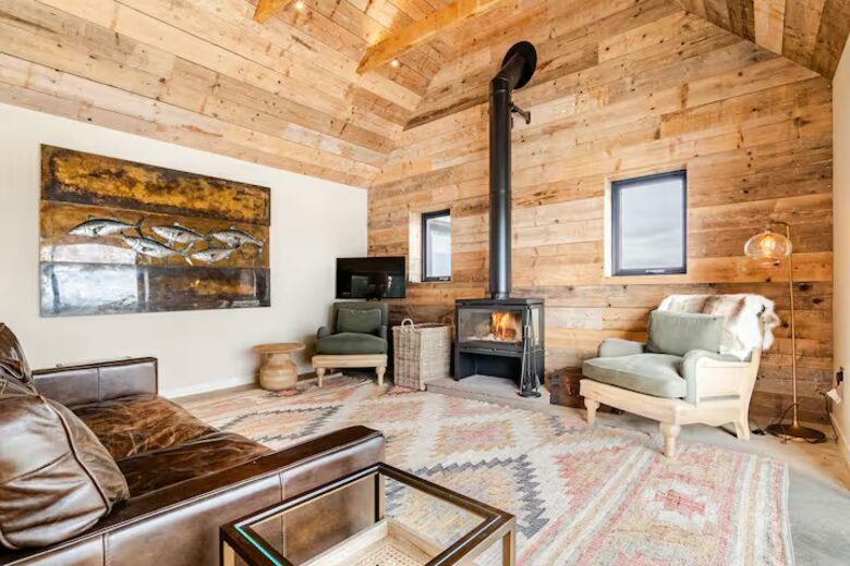 A Private Perthshire Lodge by the Loch - Dunblane, United Kingdom