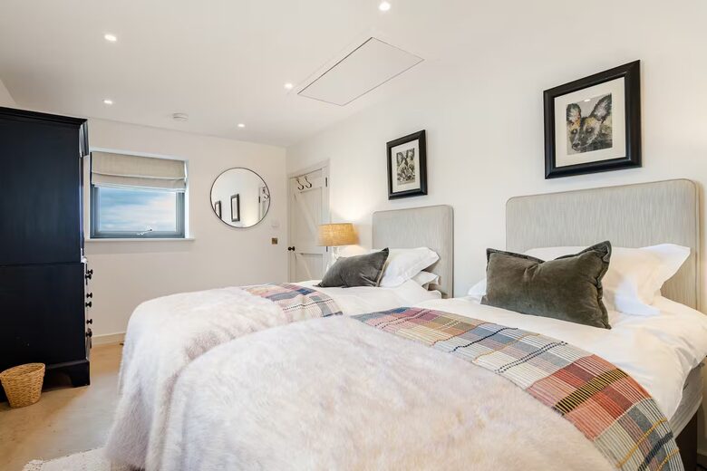 A Private Perthshire Lodge by the Loch - Dunblane, United Kingdom