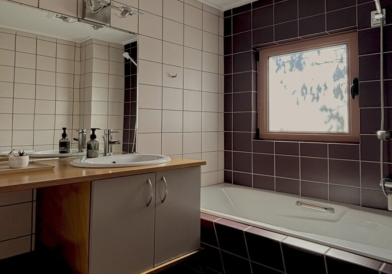 Modern Athens Riviera Escape Near Beach - Markoupoulo Porto Rayti, Greece