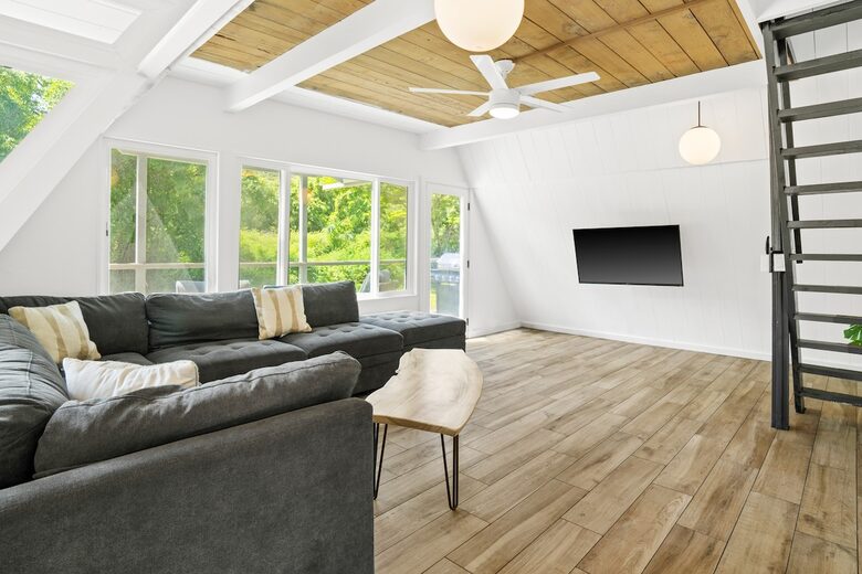 Modern A-Frame with Mountain Views in Hāʻena - Hanalei, Hawaii