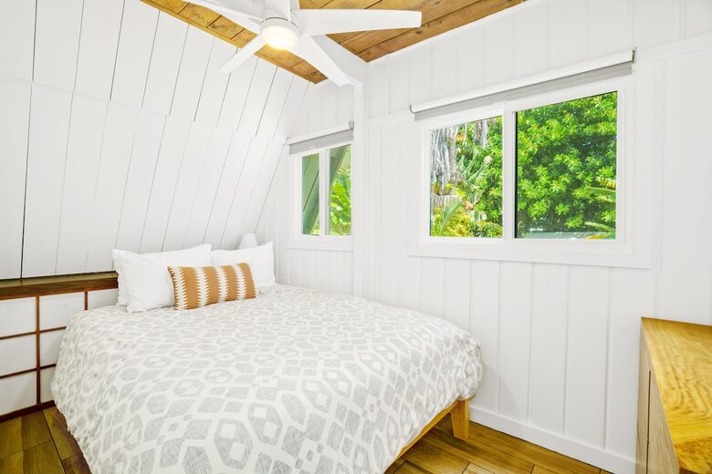 Modern A-Frame with Mountain Views in Hāʻena - Hanalei, Hawaii