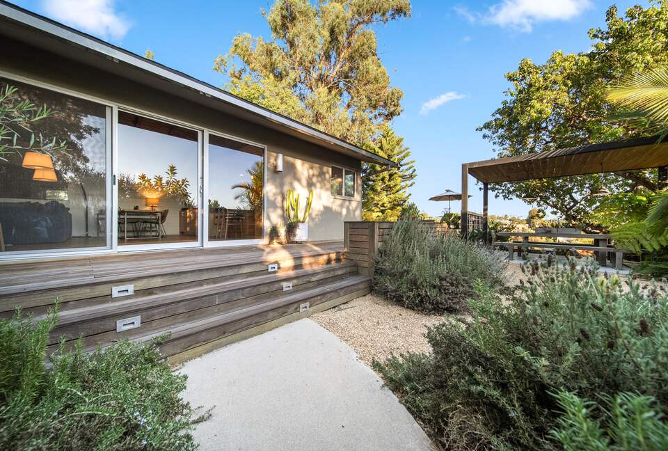 Modern LA Bungalow with 360° Skyline Views - Los Angeles, California