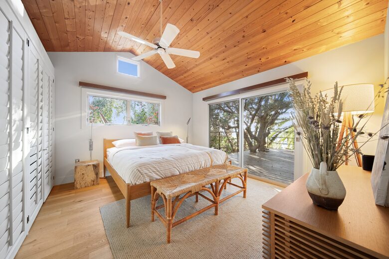 Modern LA Bungalow with 360° Skyline Views - Los Angeles, California