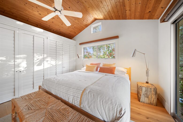 Modern LA Bungalow with 360° Skyline Views - Los Angeles, California