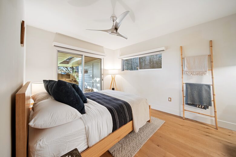 Modern LA Bungalow with 360° Skyline Views - Los Angeles, California