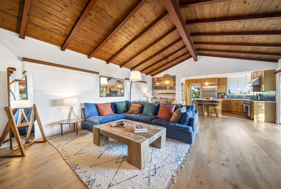 Modern LA Bungalow with 360° Skyline Views - Los Angeles, California