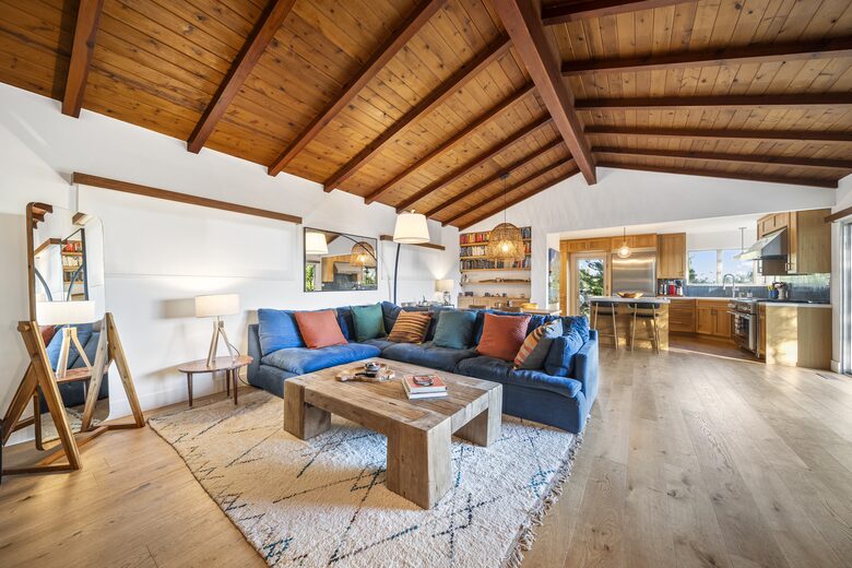 Modern LA Bungalow with 360° Skyline Views - Los Angeles, California