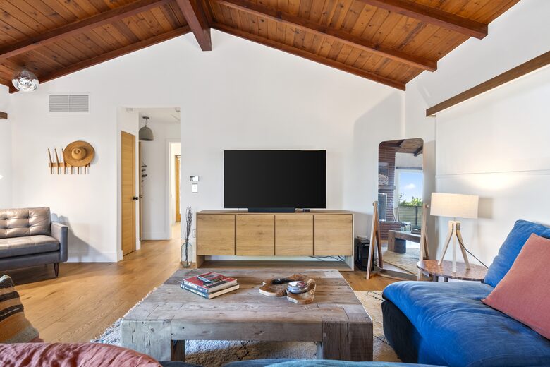 Modern LA Bungalow with 360° Skyline Views - Los Angeles, California