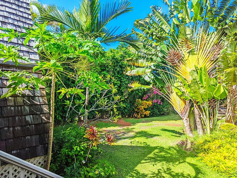 Modern A-Frame with Mountain Views in Hāʻena - Hanalei, Hawaii