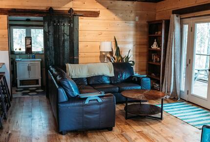 The Perch | Cozy Cottage near Flathead Lake - Somers, Montana