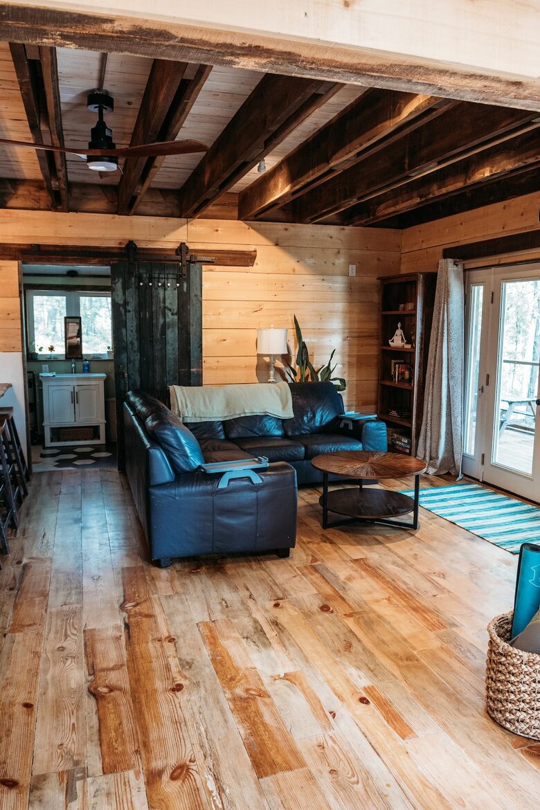 The Perch | Cozy Cottage near Flathead Lake - Somers, Montana