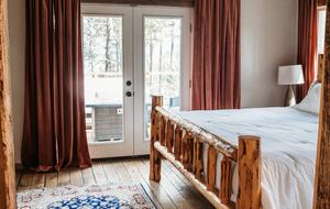 The Perch | Cozy Cottage near Flathead Lake - Somers, Montana
