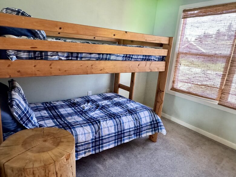 Bunk room