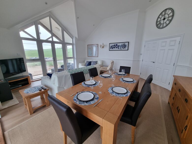 Kingsbridge Seaview Beach Apartment - Kingsbridge, United Kingdom