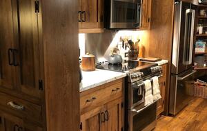 Cozy Highlands Escape on 3 Acres with Creek - Highlands, North Carolina