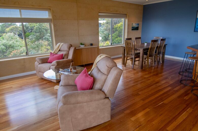 Coastal Retreat Known for Its Peaceful Ocean View Living - Goode Beach, Australia