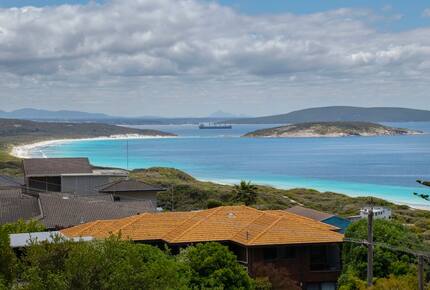 Coastal Retreat Known for Its Peaceful Ocean View Living - Goode Beach, Australia