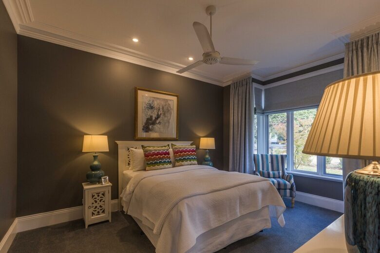 Elegant Victorian Retreat in the Heart of Woodend - Woodend, Australia