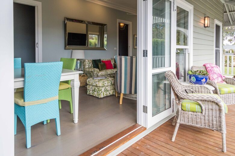 Elegant Victorian Retreat in the Heart of Woodend - Woodend, Australia