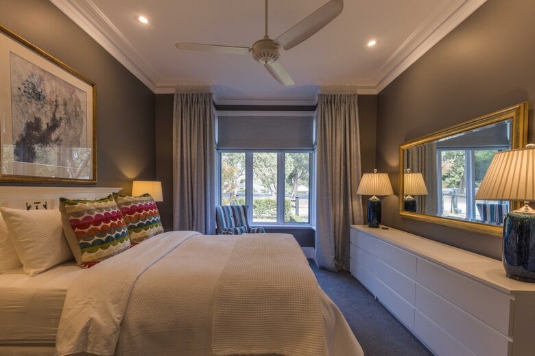 Elegant Victorian Retreat in the Heart of Woodend - Woodend, Australia