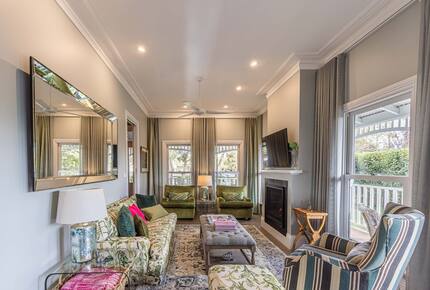 Elegant Victorian Retreat in the Heart of Woodend - Woodend, Australia