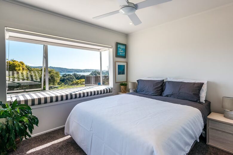 Sophisticated Living Above Te Whau Bay - Waiheke Island, New Zealand