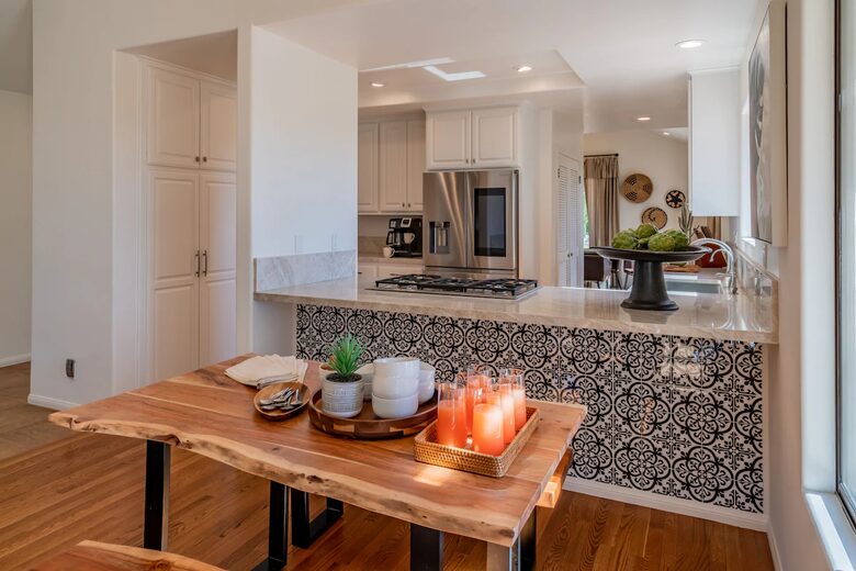 Elegant Santa Barbara Escape Above the Coast - Santa Barbara, California