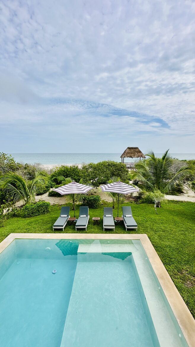Sunset Shores Villa with Pool, Palapa & Oceanfront Views - Hunucmá, Mexico