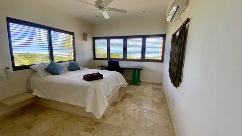 Sunset Shores Villa with Pool, Palapa & Oceanfront Views - Hunucmá, Mexico