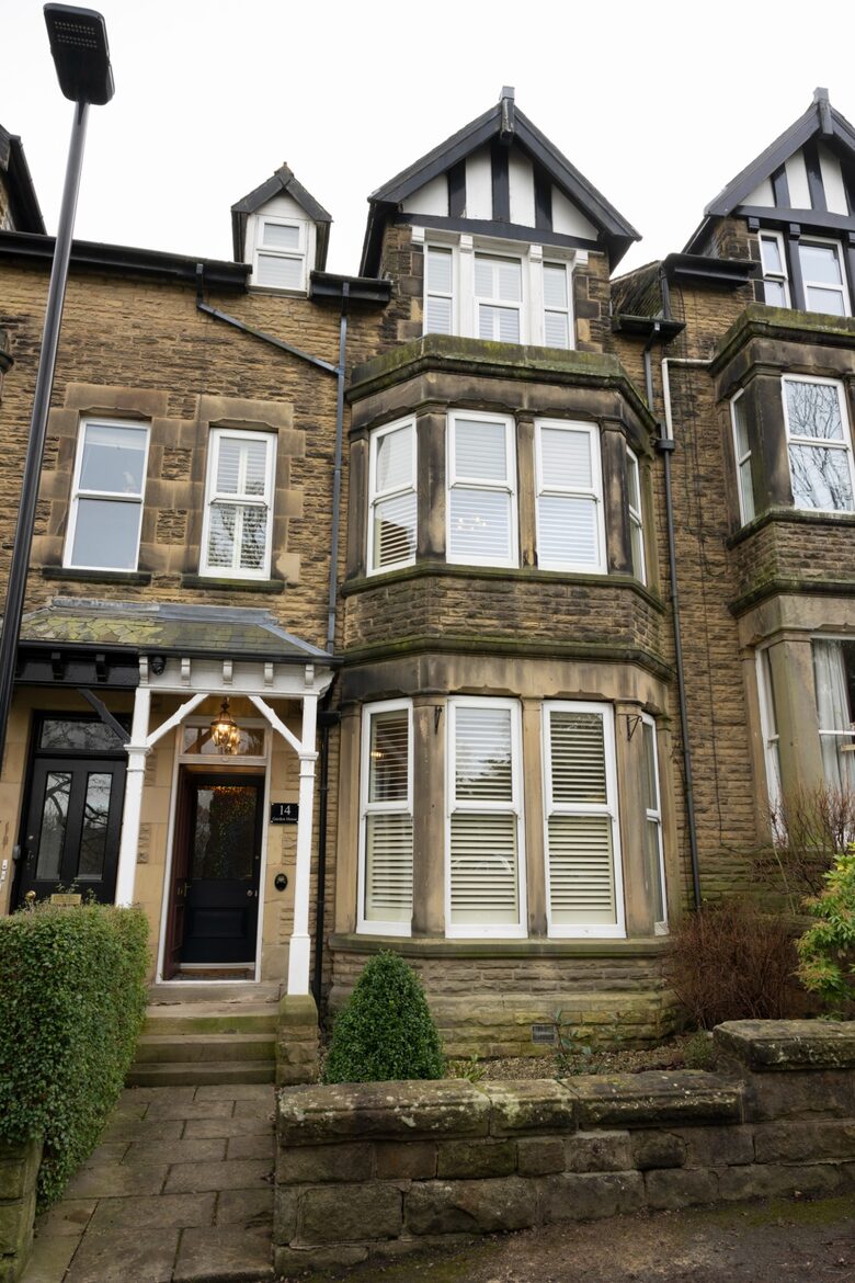 Victorian Grace on Harlow Moor Drive - Harrogate, United Kingdom