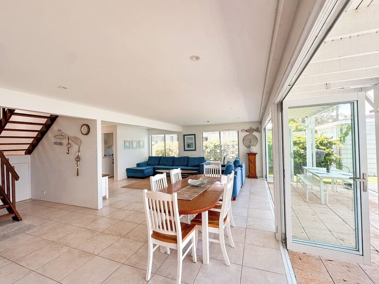 Beachfront Living on Dangar Island - Dangar Island, Australia