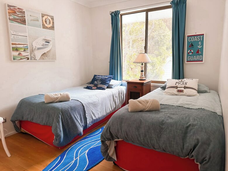 Beachfront Living on Dangar Island - Dangar Island, Australia