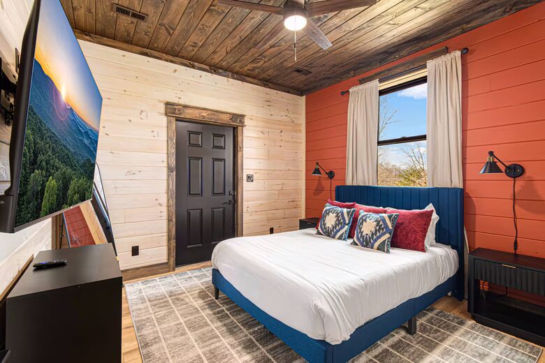 Luxury Group Cabin Near Pigeon Forge with Indoor Pool & Theater - Sevierville, Tennessee