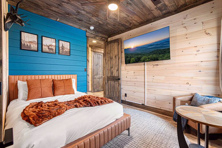 Luxury Group Cabin Near Pigeon Forge with Indoor Pool & Theater - Sevierville, Tennessee