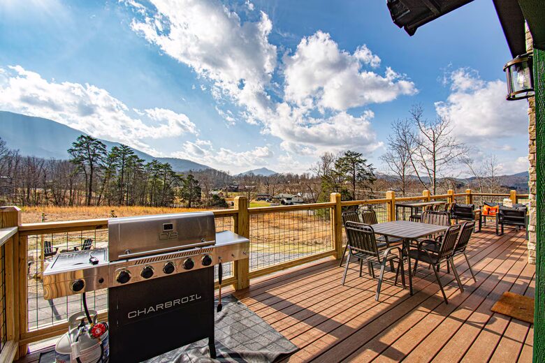 Luxury Group Cabin Near Pigeon Forge with Indoor Pool & Theater - Sevierville, Tennessee