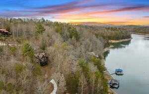 Where Lake Views Meet Fireside Nights in Blue Ridge - Blue Ridge, Georgia