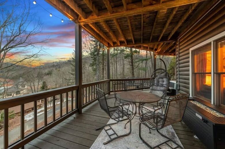 Where Lake Views Meet Fireside Nights in Blue Ridge - Blue Ridge, Georgia