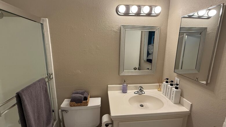 San Diego Stay Near Dining, Breweries & Balboa Park - San Diego, California