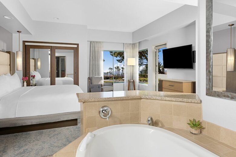 Marriott's Desert Springs Villas | Two Bedroom Villa - Palm Desert, California