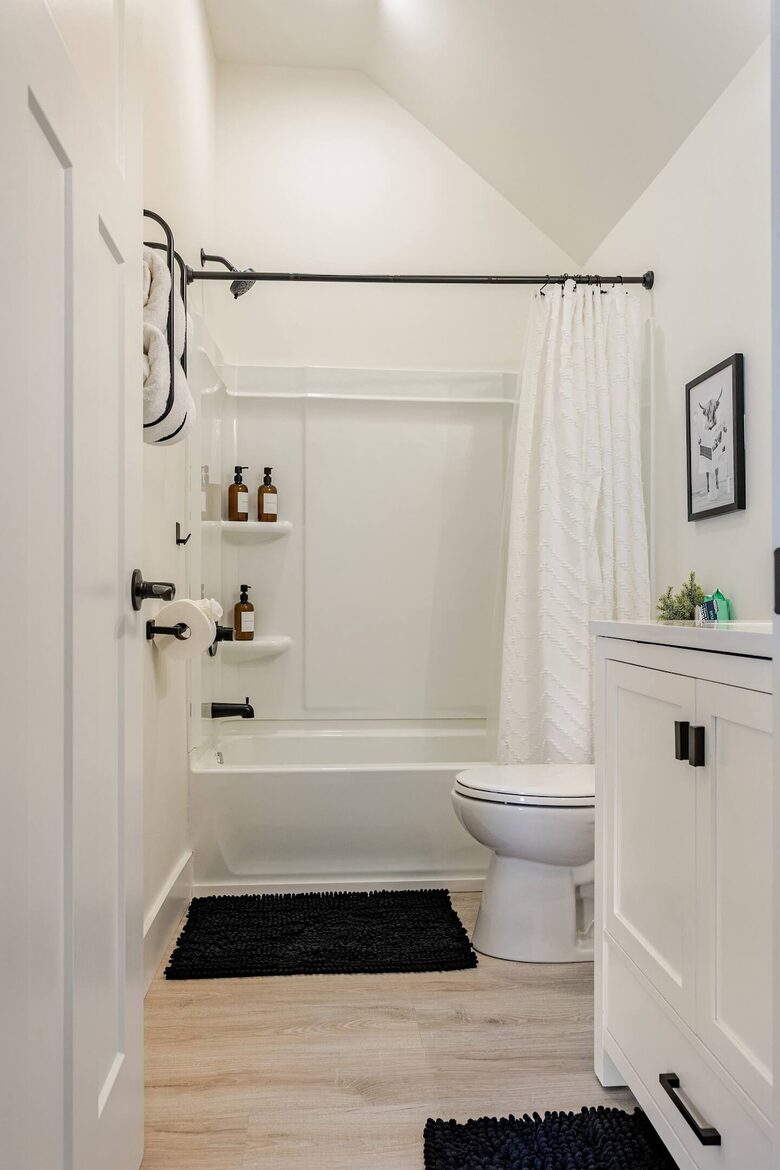 Indianapolis Residence with Walkable Access to Butler University - Indianapolis, Indiana